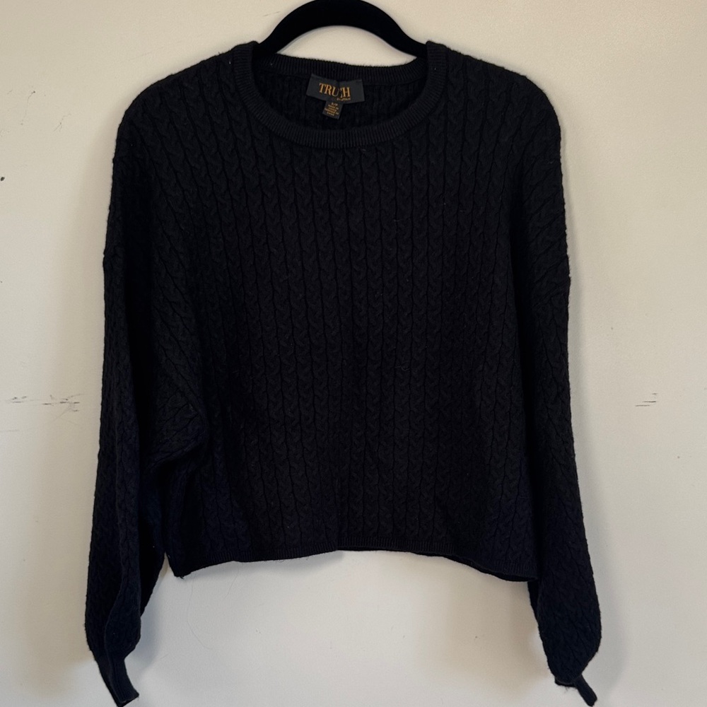 Black Cable Knit Crop Sweater Small Crew Neck Oversized‎ Chunky Knit Winter Cozy